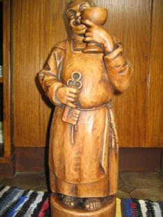 Schöne Holzfigur