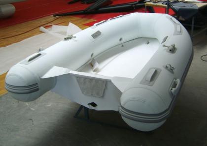 RIB-400 Boot. Länge 4m Breite 1 80m ab Euro970 NEU