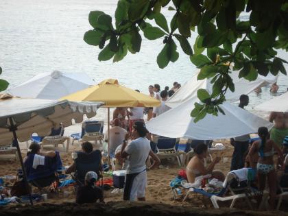 Volleingerichtete Strandbar mit Strandabschnitt in Sosua - Dom Rep