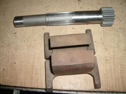 Ritzelwelle Drehmaschinen TUJ TUM TUR TUD TR TPK TCG TUG TUR 50 63 630 1516