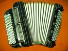 B-Griff Hohner Morino Artiste IV D 4 chörig 3-faches Tremolo bestens gepflegt